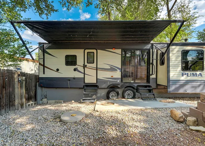 Red Rock Puma - Glamping Bbq Fire Pit