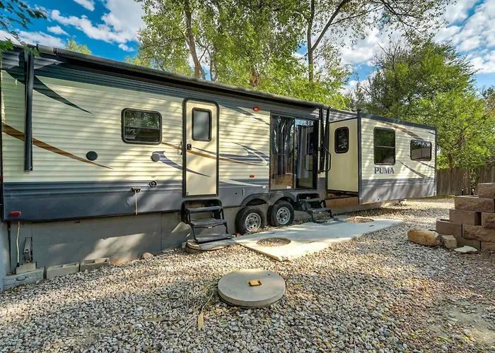 Red Rock Puma - Glamping Bbq Fire Pit